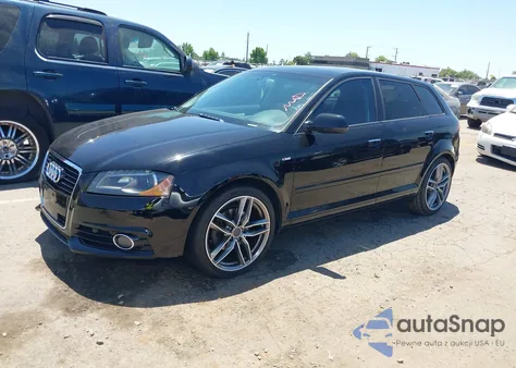 2011 Audi A3 2.0 Tdi Premium из США, поврежденный, VIN WAUKJAFM9BA025690
